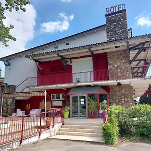 ** Hotel Relais Des Garrigues France